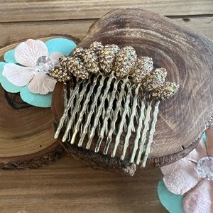 Hair pins
